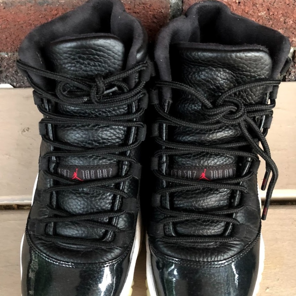 Air Jordan 11 size 6.5 Preowned